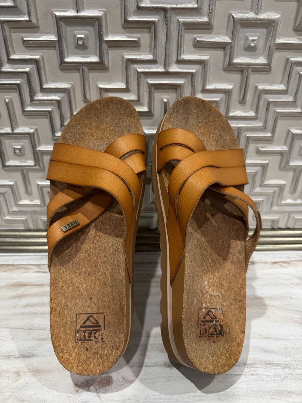 Reef Women’s Tan Leather Crossover Cork Slide Sandals